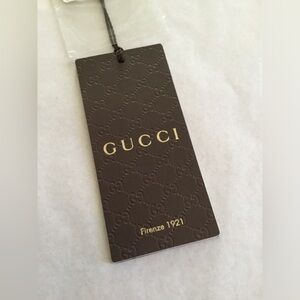 GUCCI TAG PRICE BOOK FROM HANDBAG NO LONGER HAVE